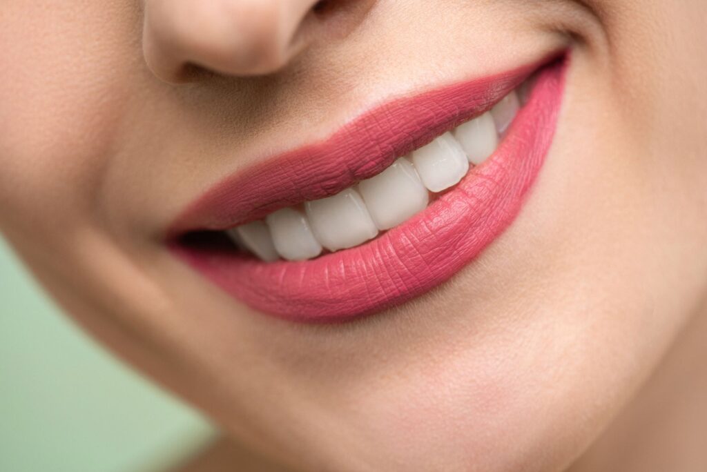 Celebrity Veneers: What Actually Creates Those Smiles (And What They Really Cost)