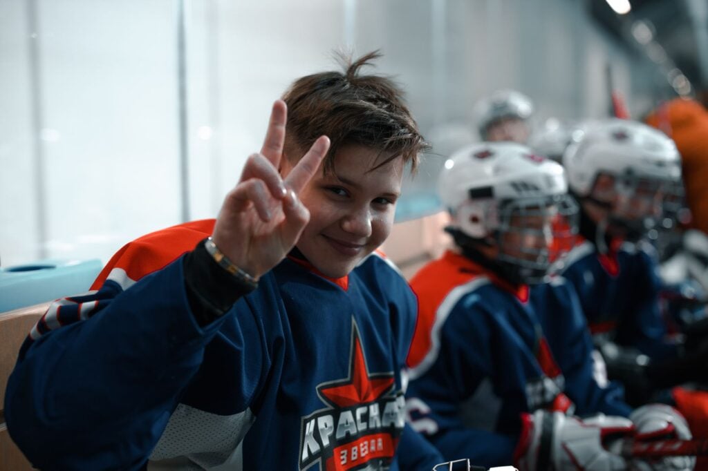 Jack Hughes’s Toothless Smile: 8 Myths vs. Facts About Knocked-Out and Missing Teeth in Sports