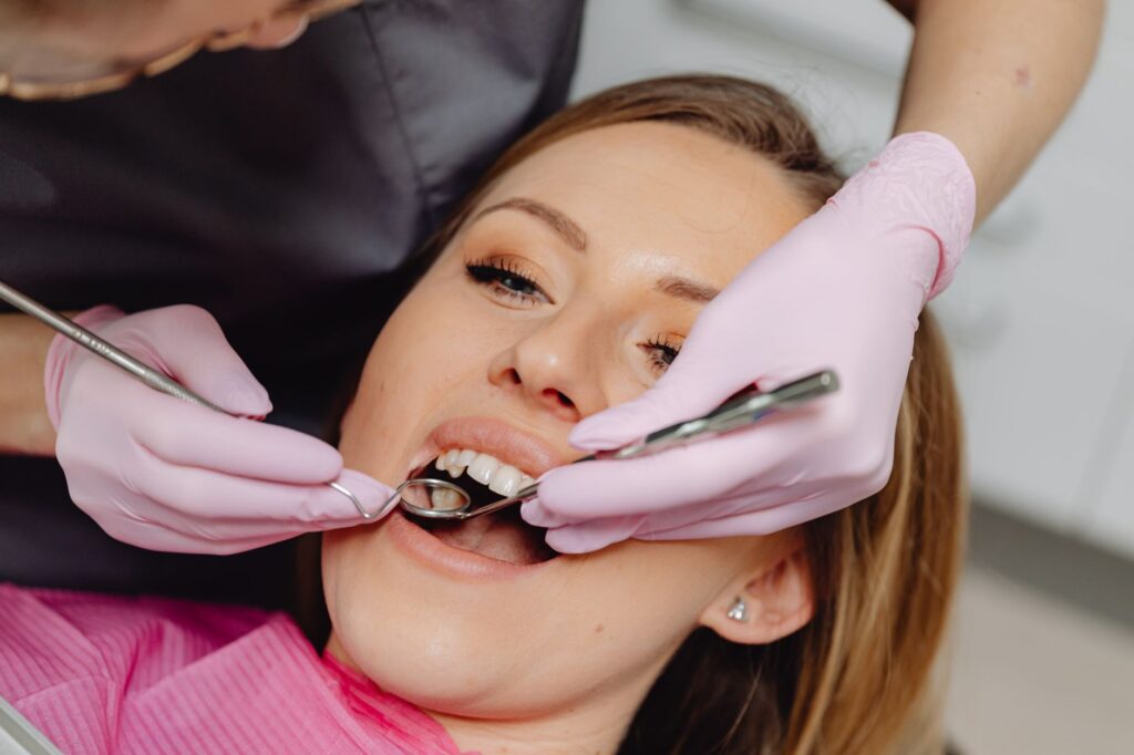 Healthy Gums: 8 Myths vs. the Real Facts