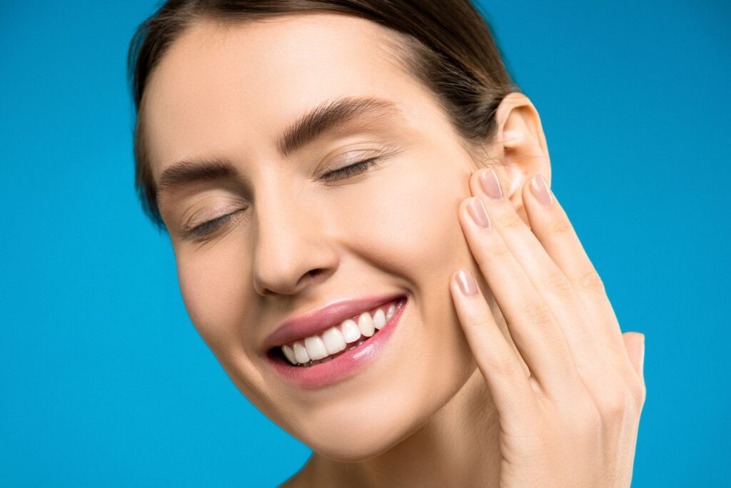 Alix Earle’s Veneers: What Her Smile Teaches You About Getting Your Own