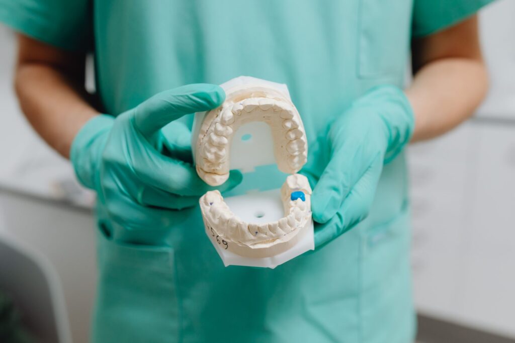 Gum Shield for Bruxism: 7 Things to Know Before You Buy One
