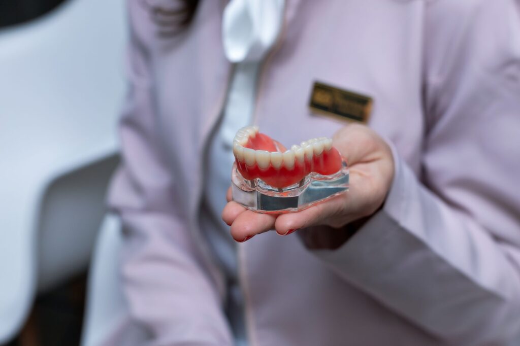 Snap-In Dentures vs. Traditional Dentures: Which Is Right for You?